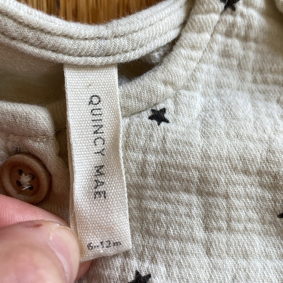 Quincy Mae Star Romper - Picture 5 of 6